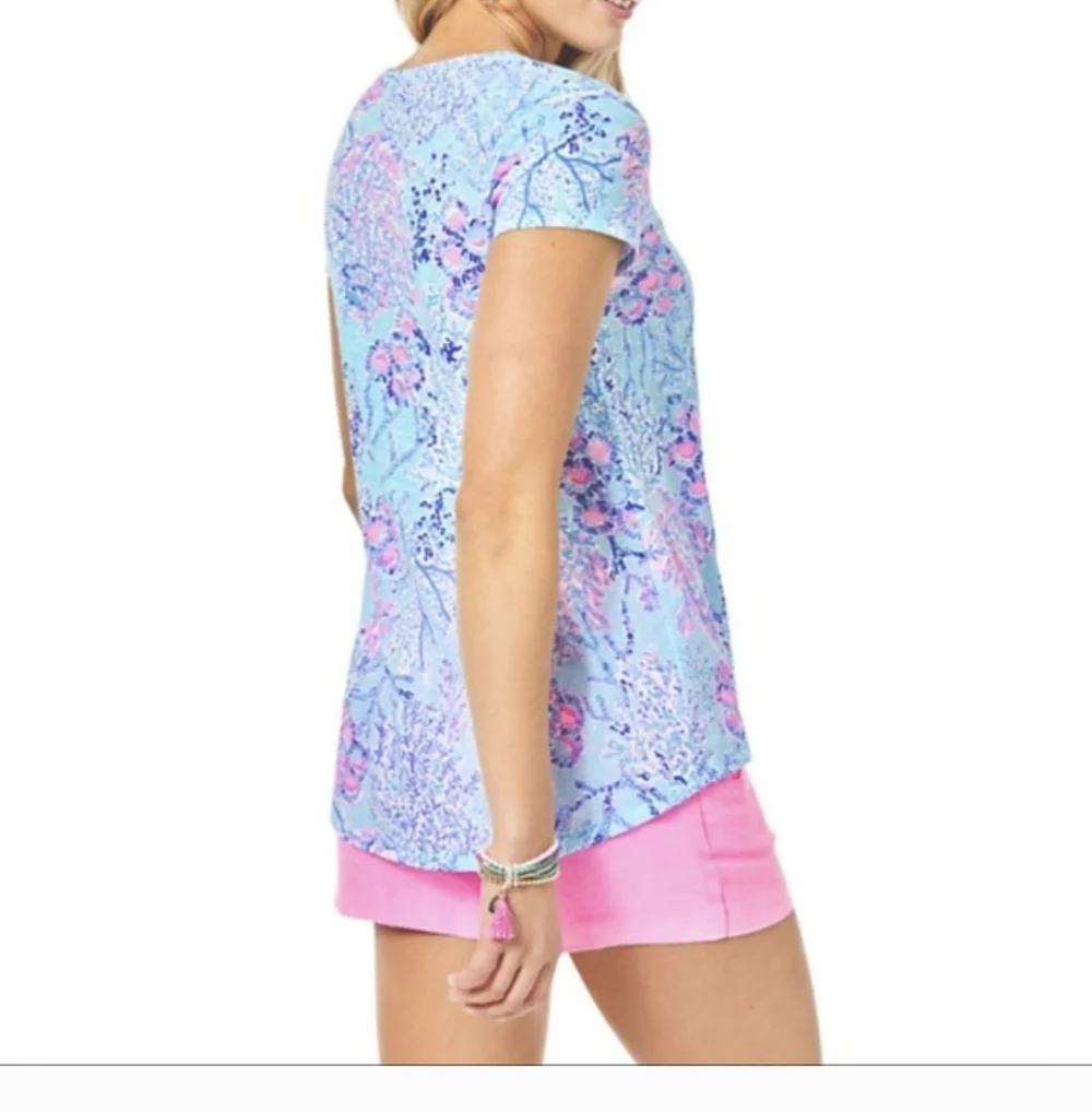 Lilly Pulitzer Etta Tee  Blue Ibiza Now You Sea Me Top Sz.M - Picture 2 of 7